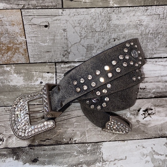 Vintage Western Leather Diamond Studded Embellished Belt - Picture 4 of 8